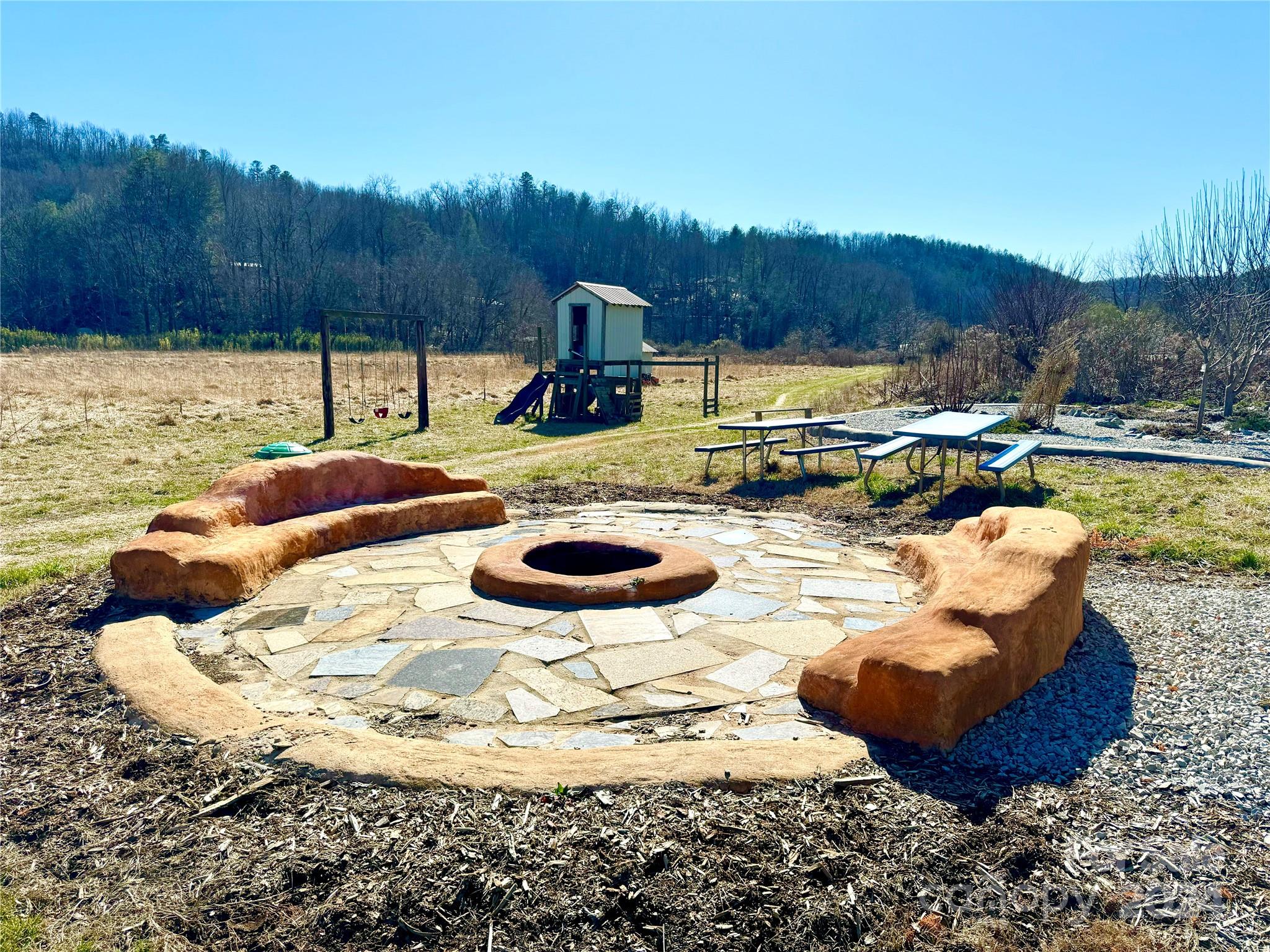 2217 Silvers Welch Road Old Fort NC 28762