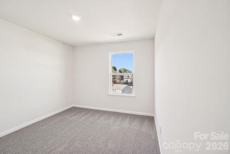 576 Country Oak Drive Asheville NC 28804