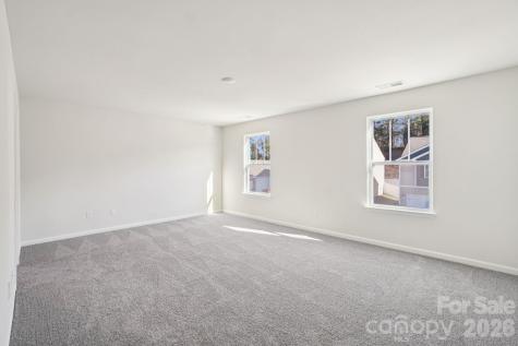 576 Country Oak Drive Asheville NC 28804