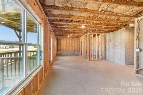 576 Country Oak Drive Asheville NC 28804