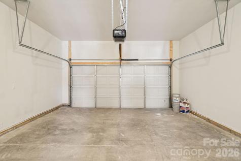 576 Country Oak Drive Asheville NC 28804