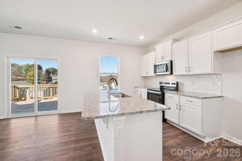 576 Country Oak Drive Asheville NC 28804