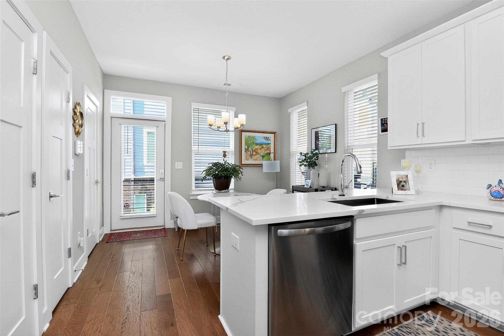 2111 Isom Street Charlotte NC 28208