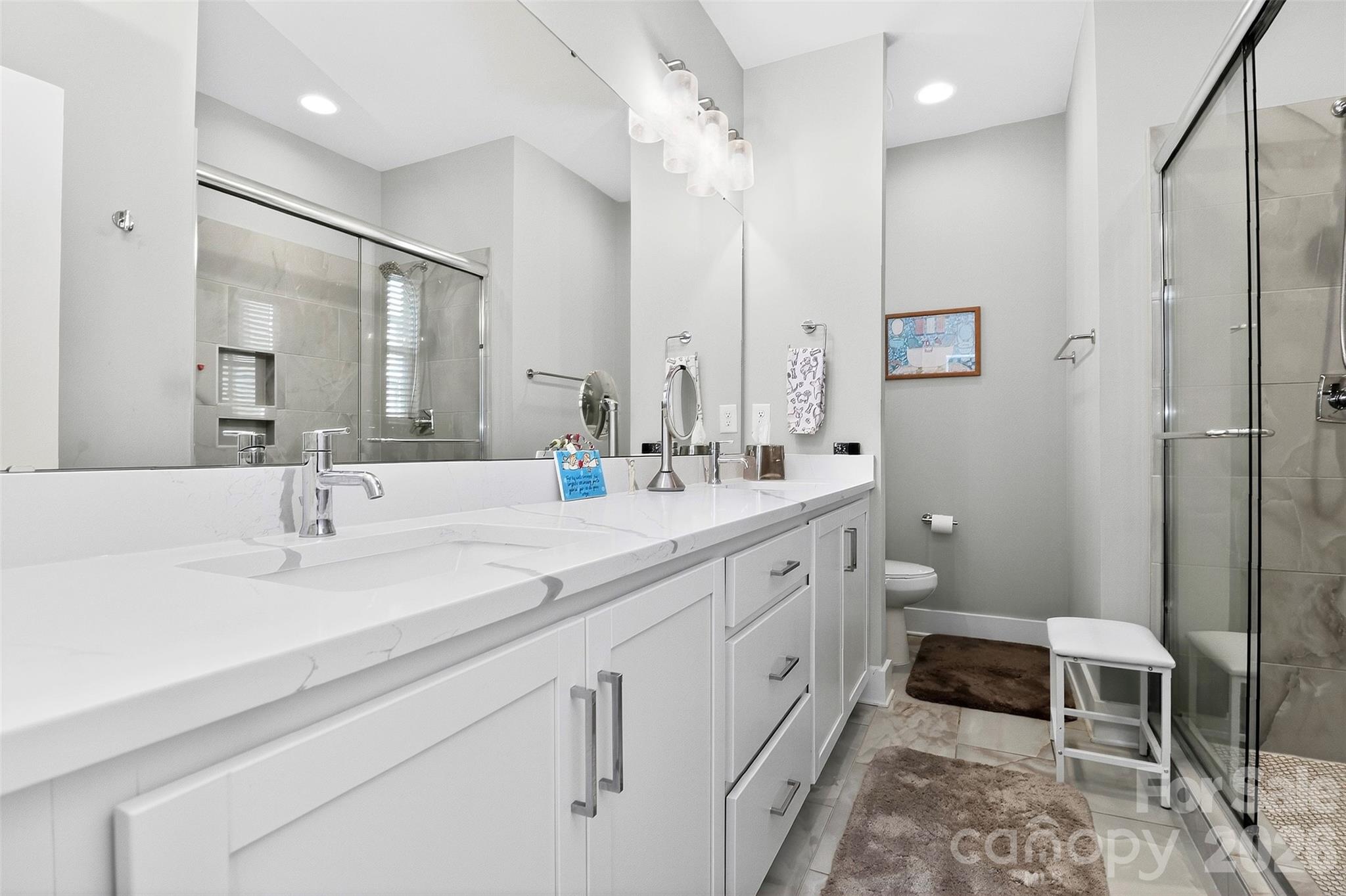 2111 Isom Street Charlotte NC 28208