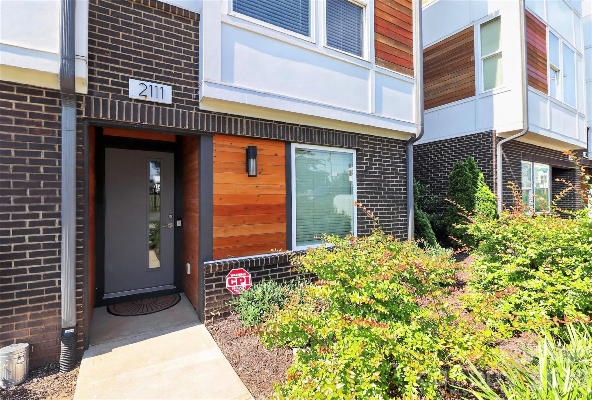2111 Isom Street Charlotte NC 28208