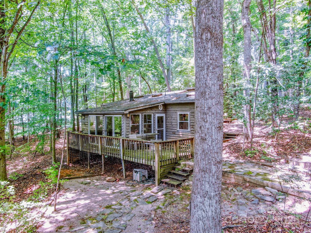 127 Melrose Lane Mooresville NC 28117