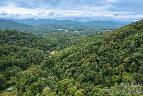 205 Sleepy Hollow Drive Mars Hill NC 28754