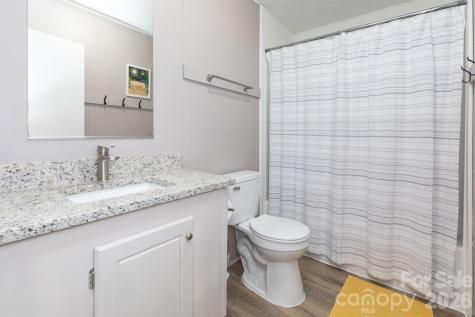 205 Sleepy Hollow Drive Mars Hill NC 28754