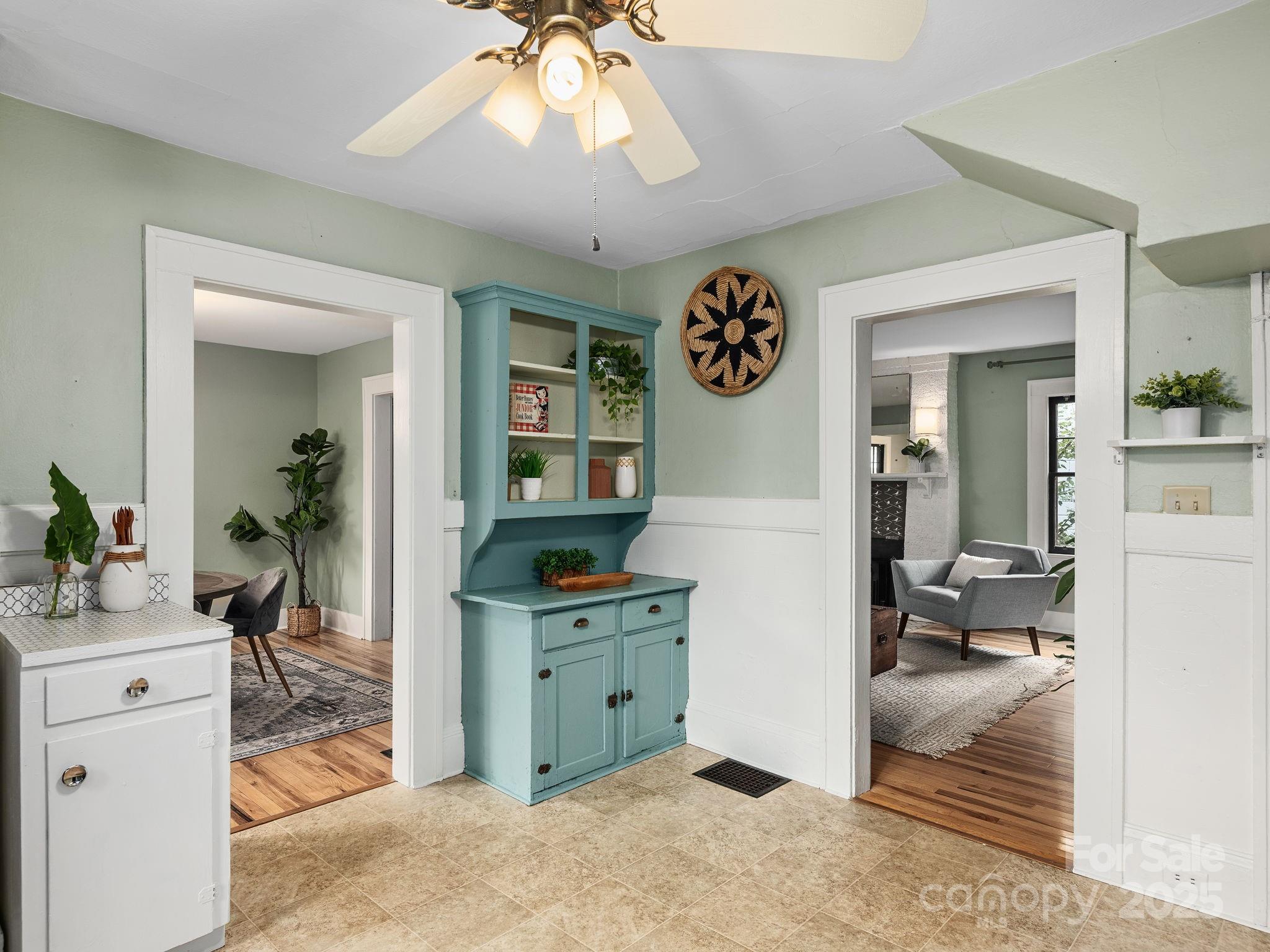 197 Brucemont Circle Asheville NC 28806