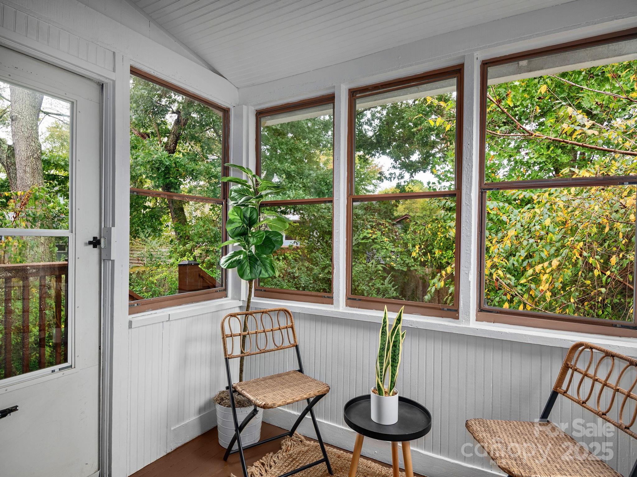 197 Brucemont Circle Asheville NC 28806