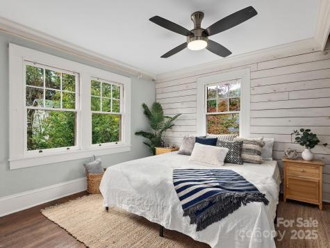 197 Brucemont Circle Asheville NC 28806