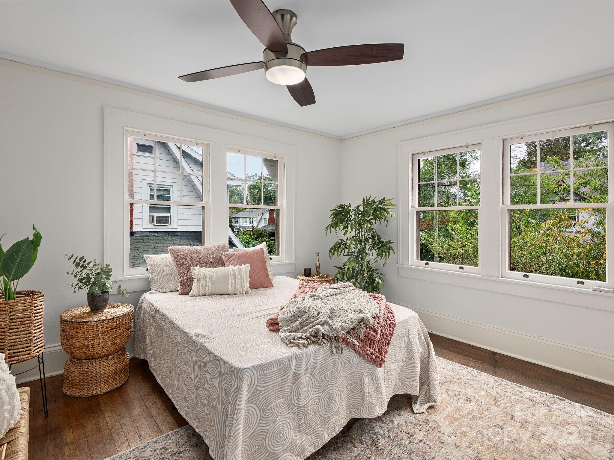 197 Brucemont Circle Asheville NC 28806