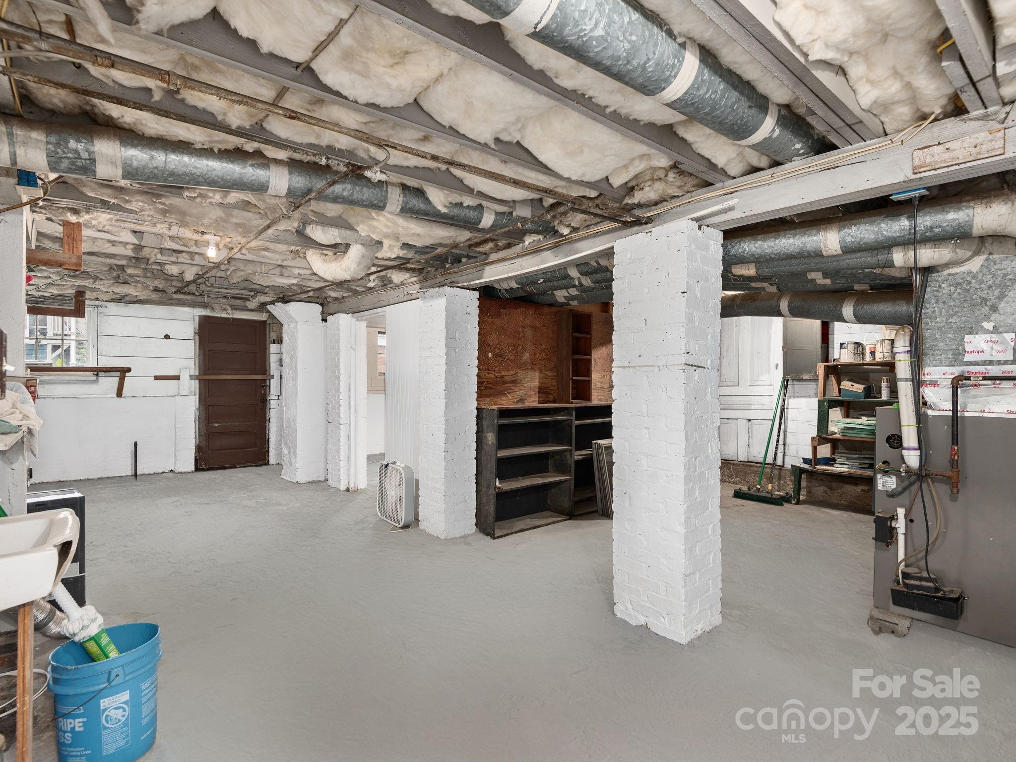 197 Brucemont Circle Asheville NC 28806