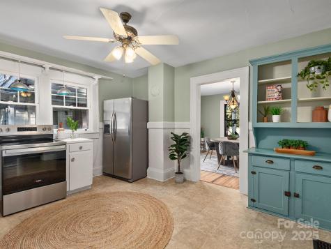 197 Brucemont Circle Asheville NC 28806