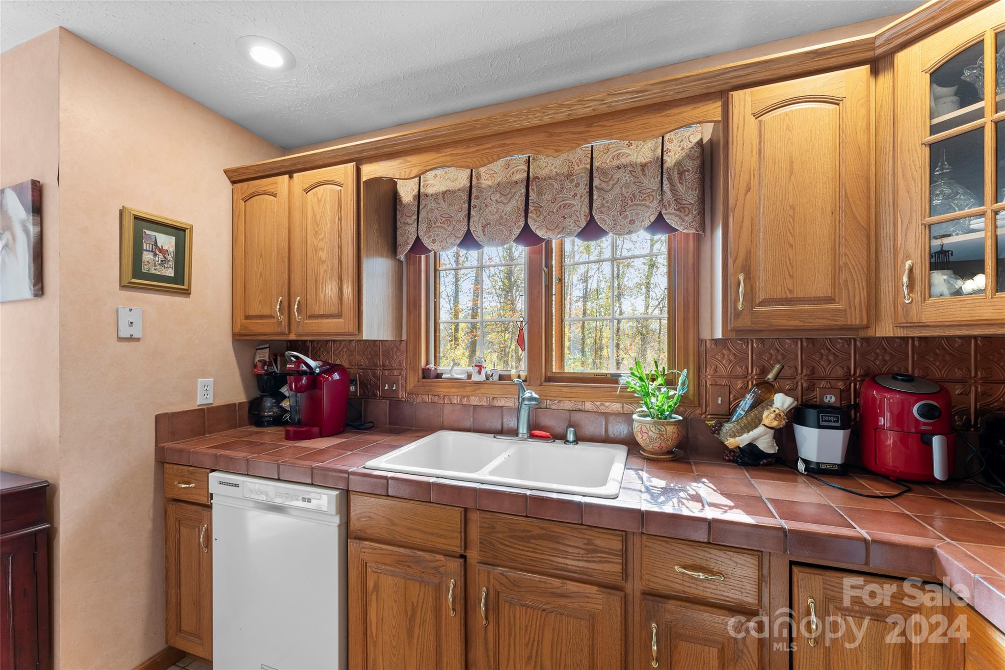 131 Caldonia Drive Candler NC 28715