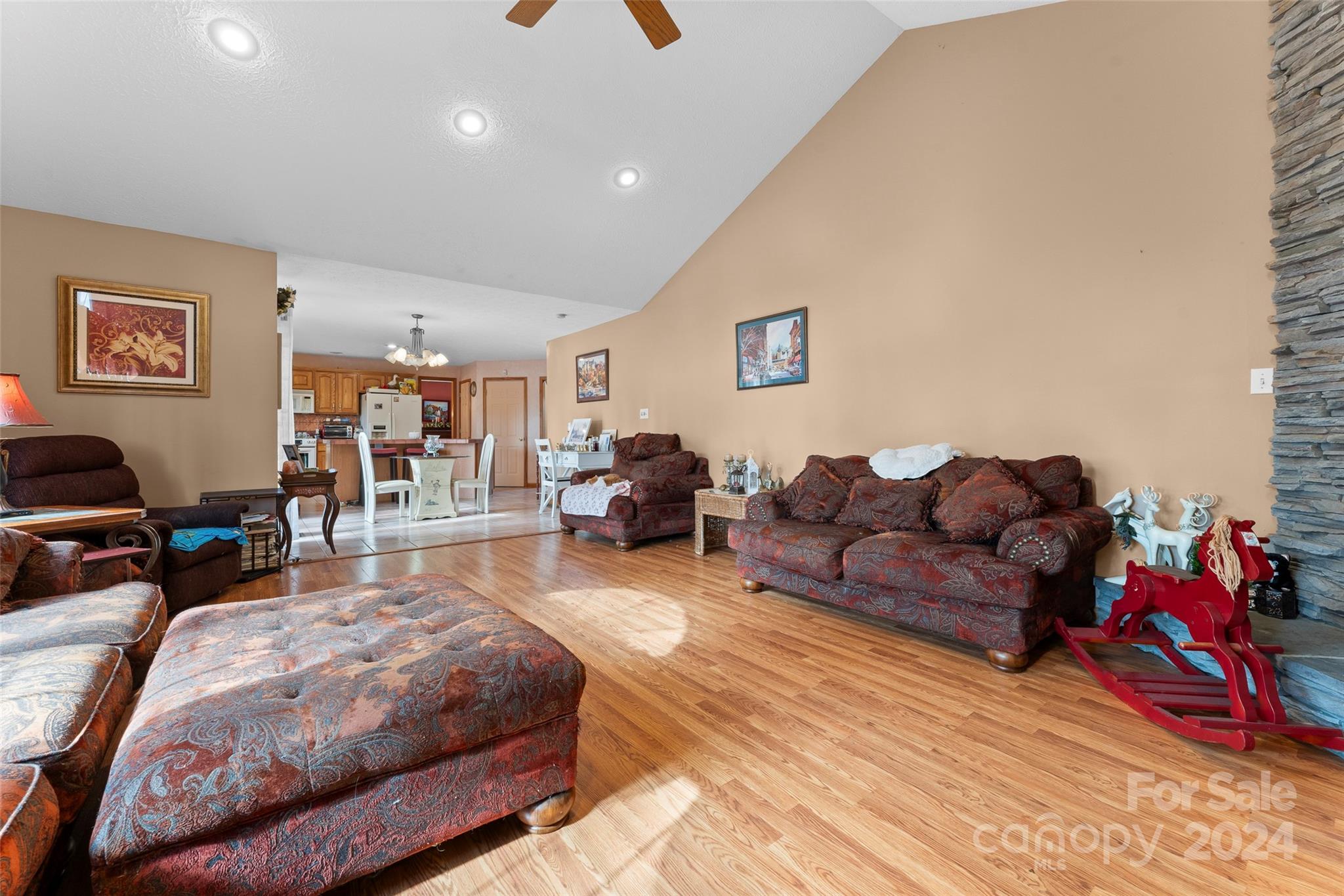 131 Caldonia Drive Candler NC 28715