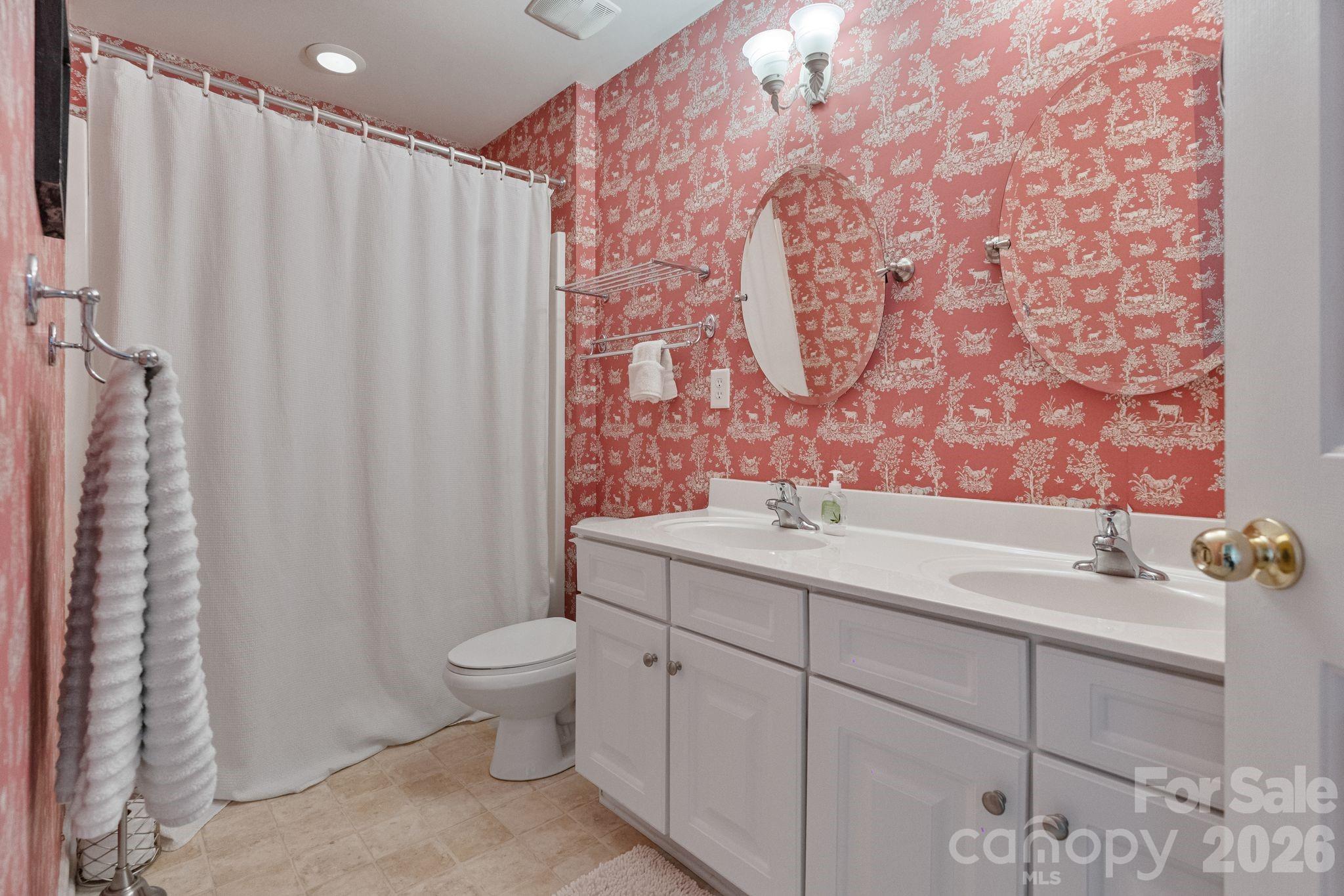1020 Butterburr Drive Matthews NC 28104