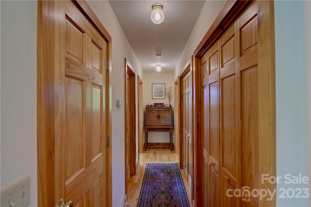 2143 Rabbit Hop Road Spruce Pine NC 28777