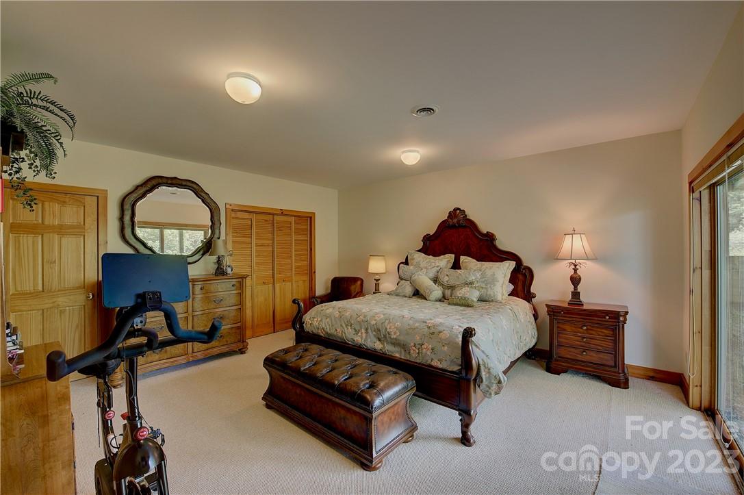 2143 Rabbit Hop Road Spruce Pine NC 28777
