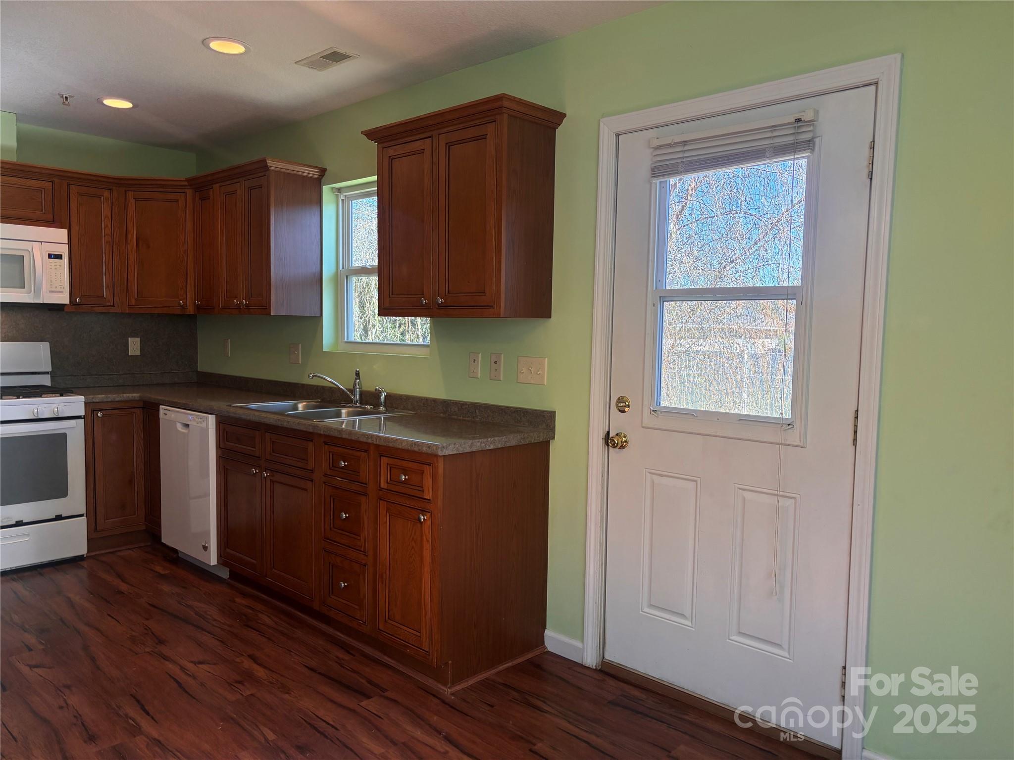 71 Volunteer Way Drive East Flat Rock NC 28726