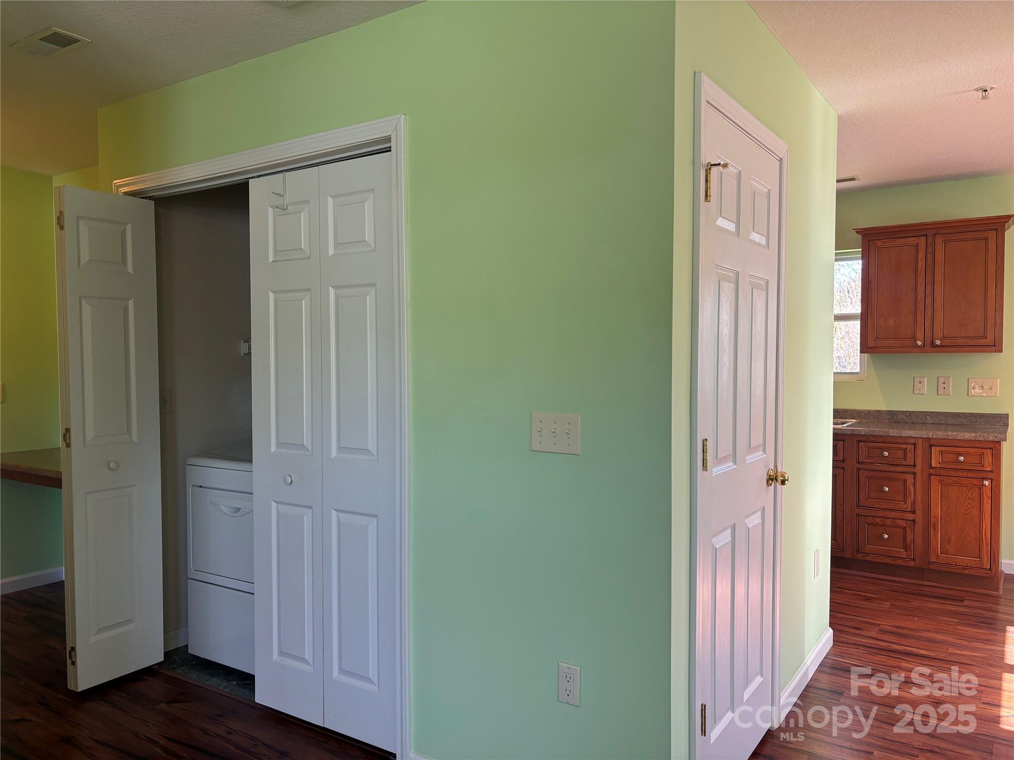 71 Volunteer Way Drive East Flat Rock NC 28726