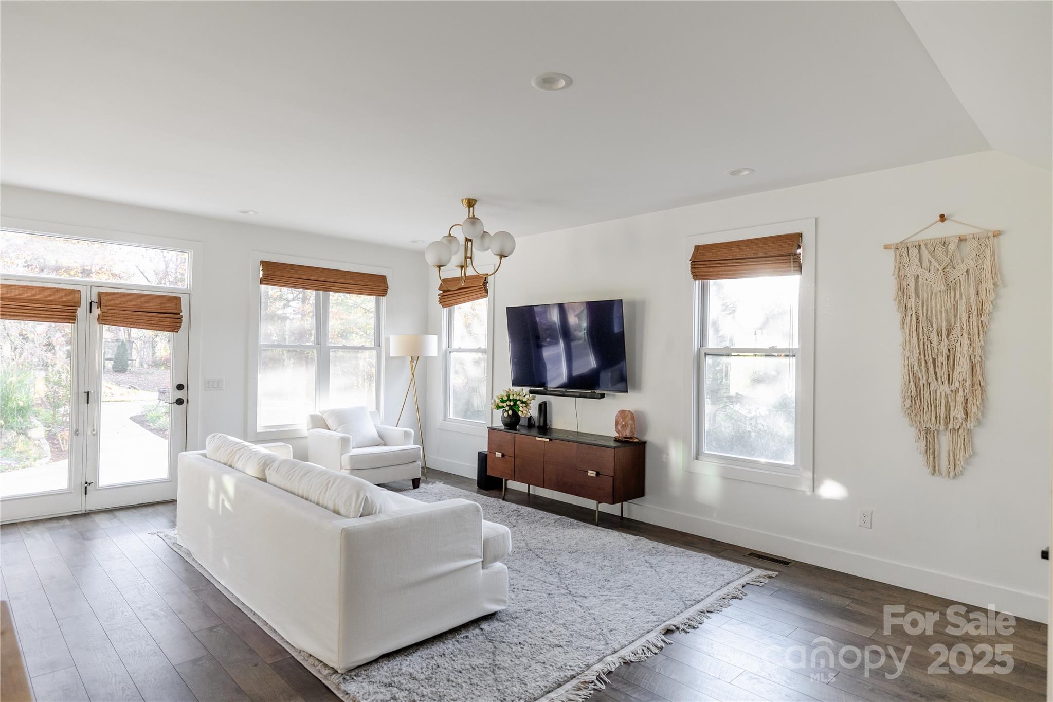 11 Pine Ridge Road Asheville NC 28805