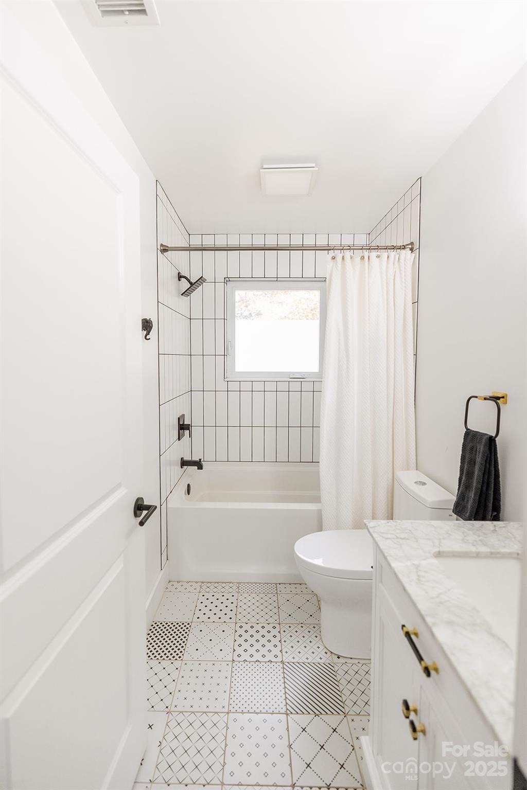 11 Pine Ridge Road Asheville NC 28805