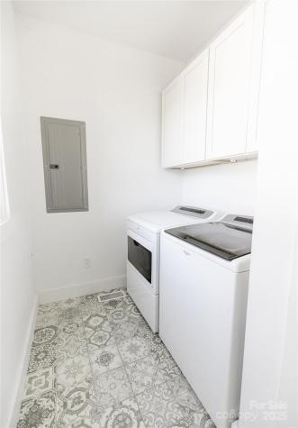 11 Pine Ridge Road Asheville NC 28805