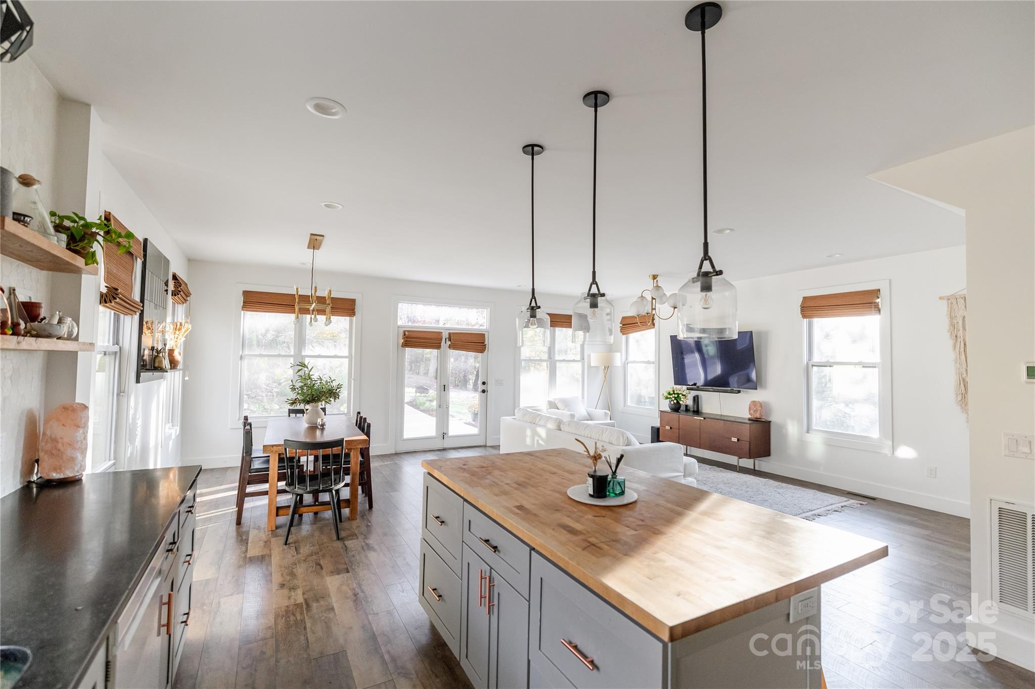 11 Pine Ridge Road Asheville NC 28805