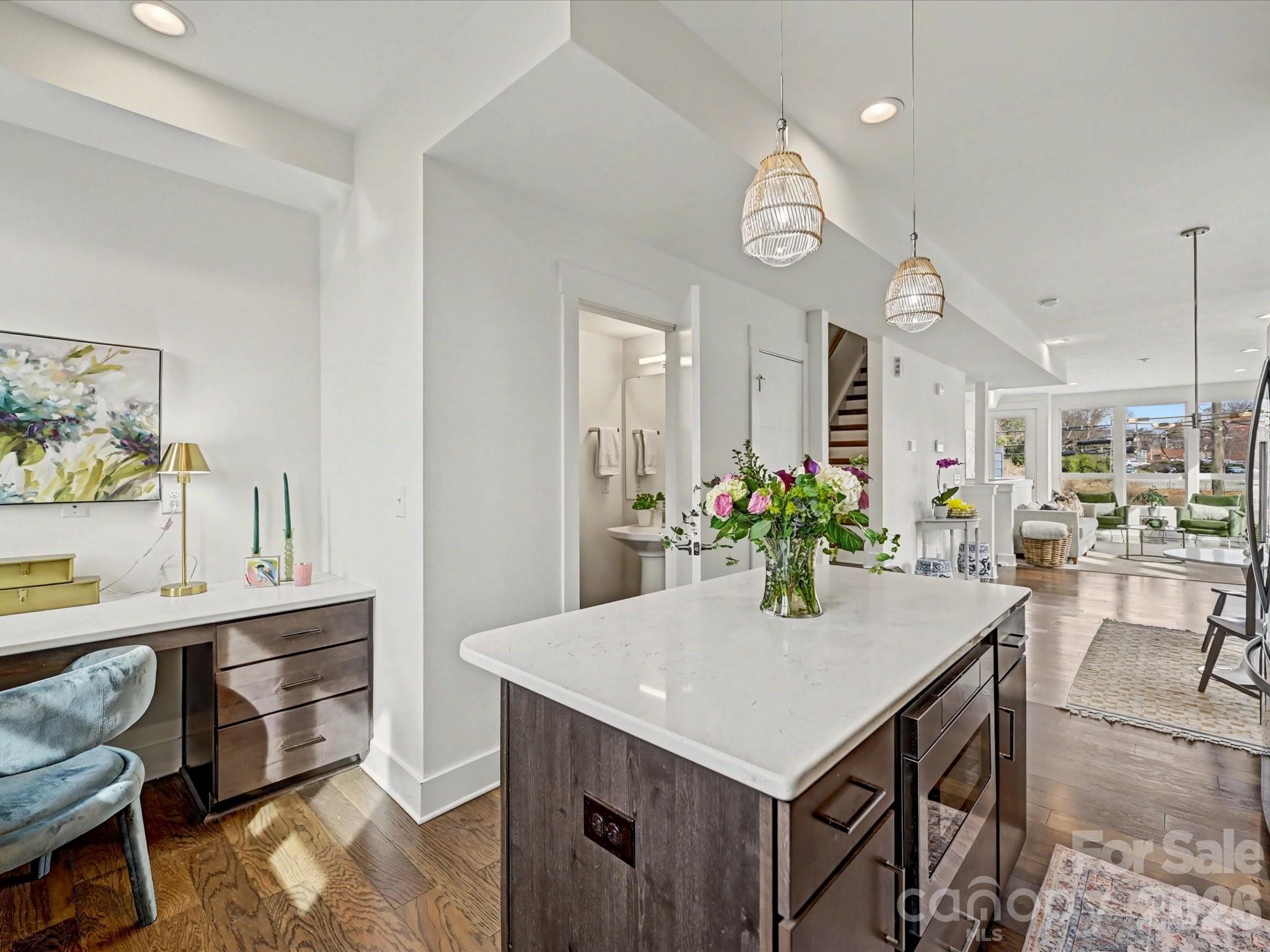 139 S Bruns Avenue Charlotte NC 28208