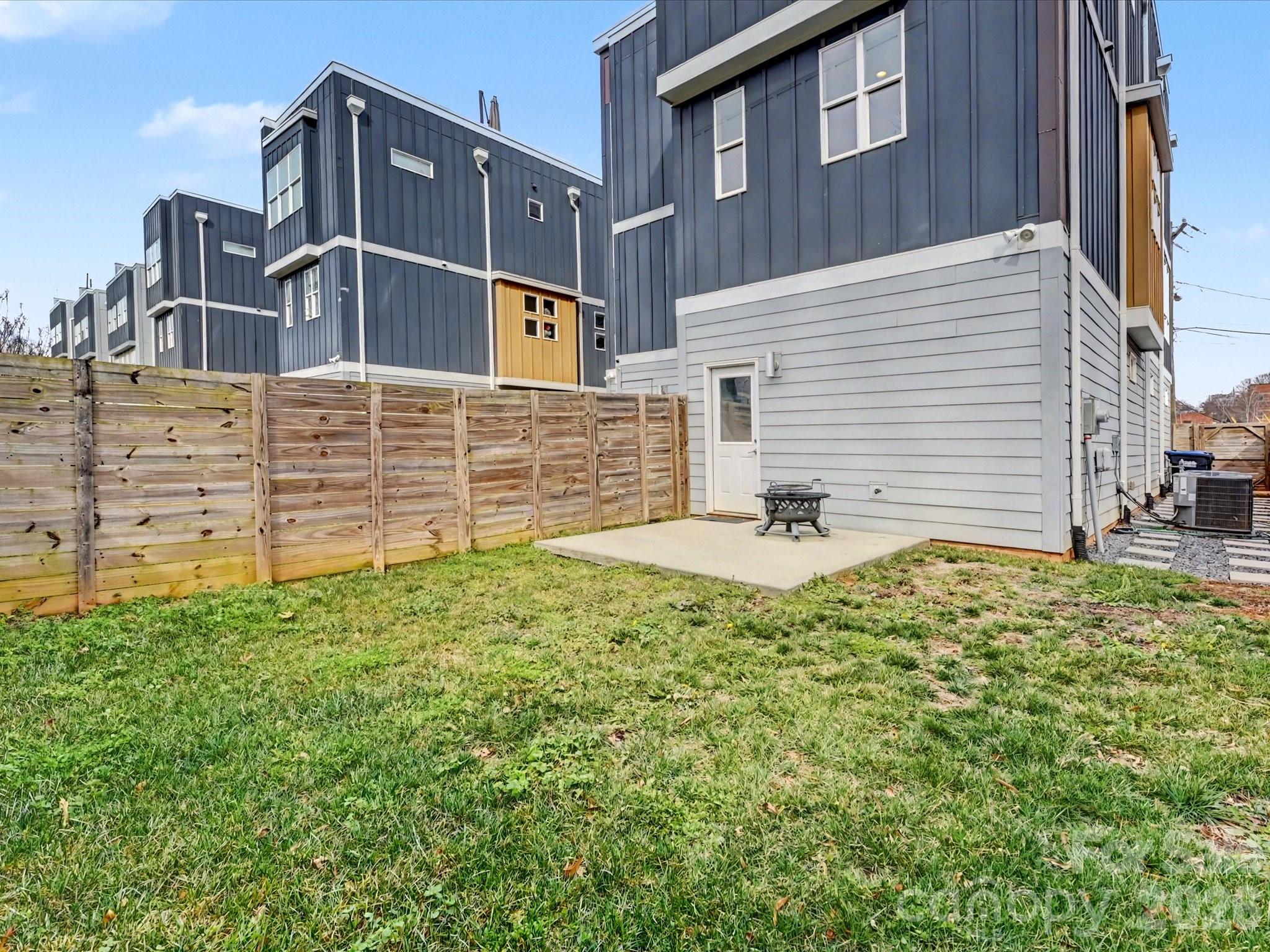 139 S Bruns Avenue Charlotte NC 28208