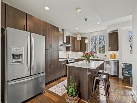 139 S Bruns Avenue Charlotte NC 28208