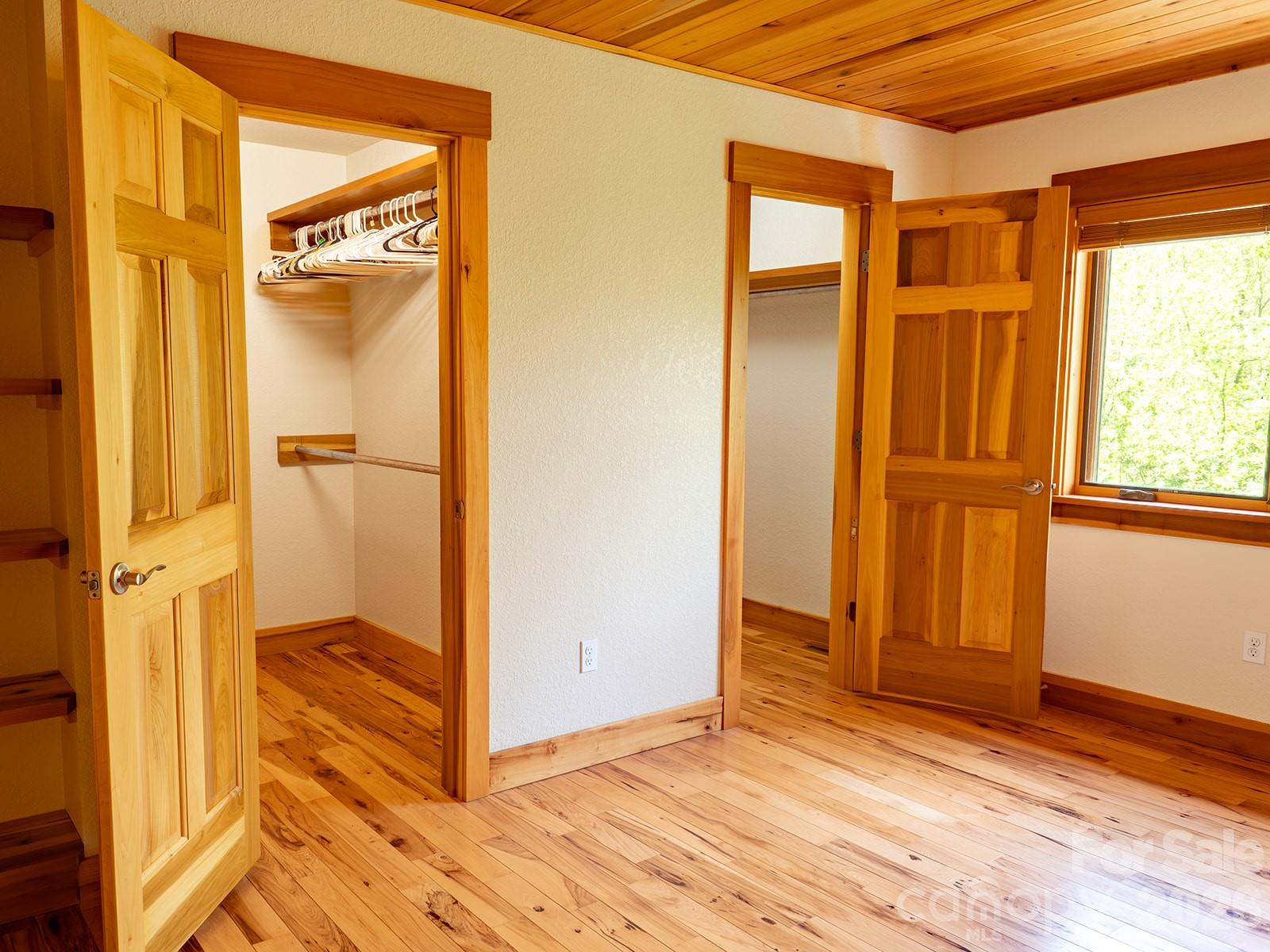 26 Robinson Creek Road Asheville NC 28803