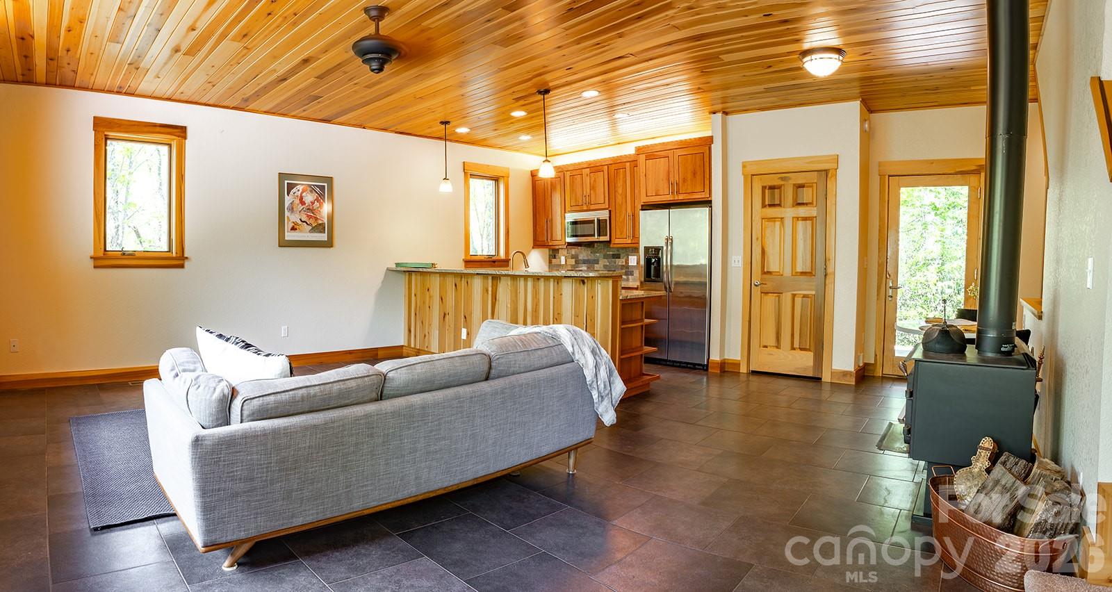 26 Robinson Creek Road Asheville NC 28803