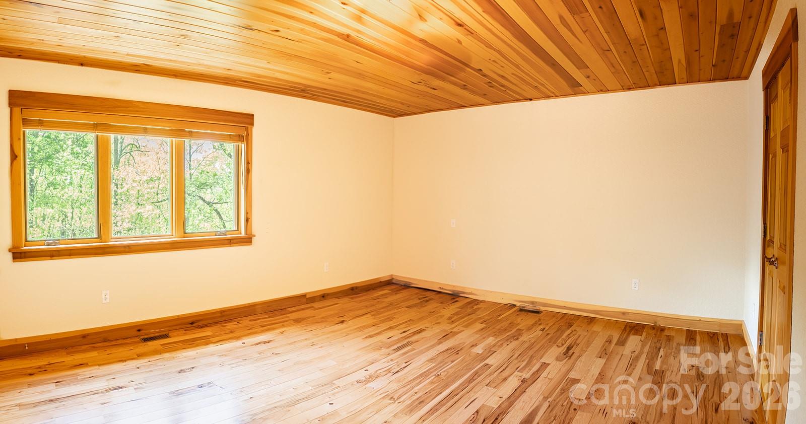 26 Robinson Creek Road Asheville NC 28803