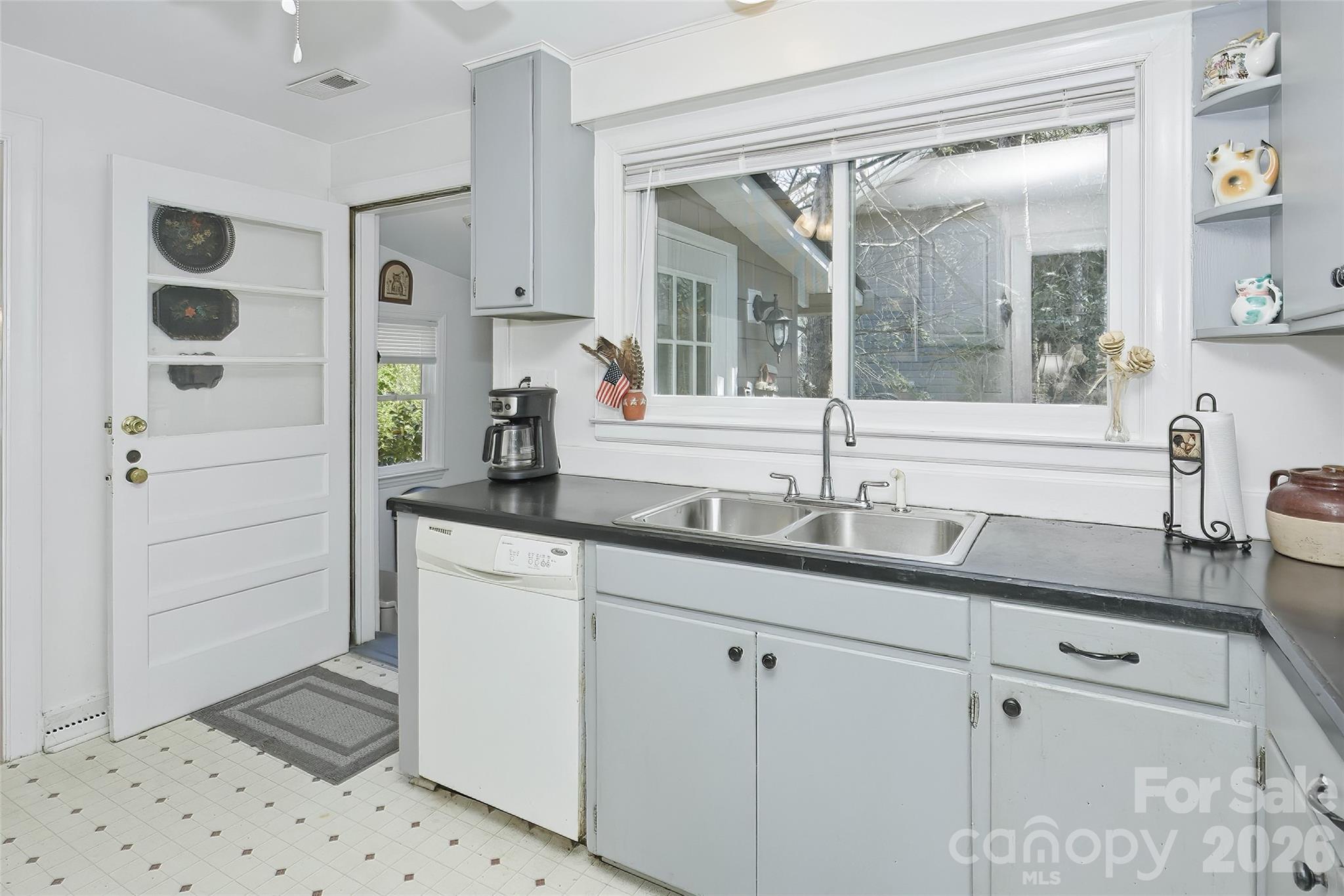 261 Forest Hill Drive Asheville NC 28803