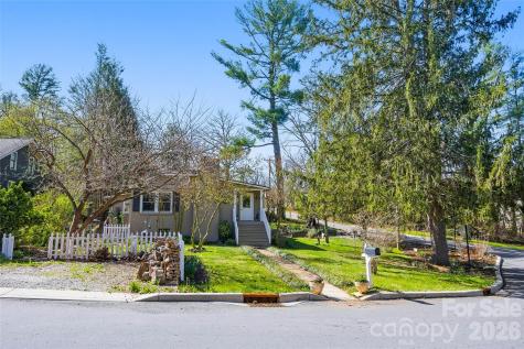 261 Forest Hill Drive Asheville NC 28803