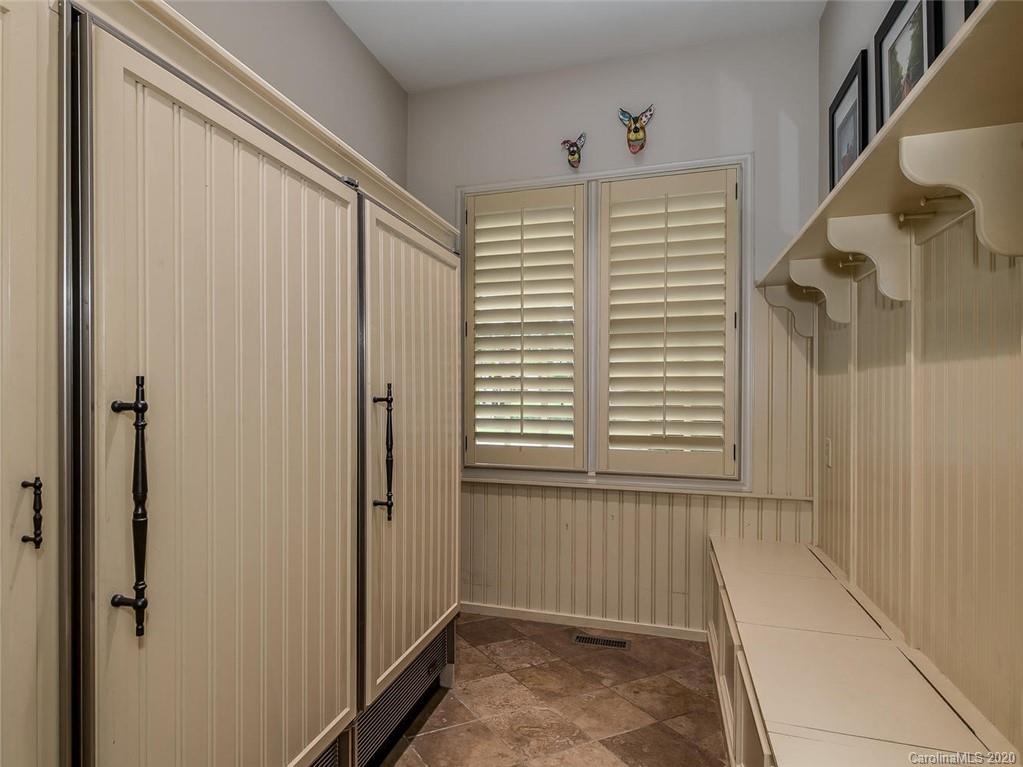 1120 Queens Road W Charlotte NC 28207