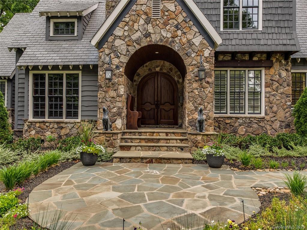 1120 Queens Road W Charlotte NC 28207