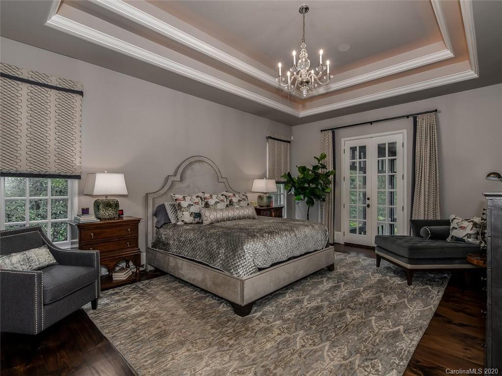1120 Queens Road W Charlotte NC 28207