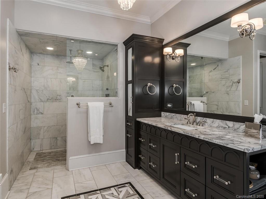 1120 Queens Road W Charlotte NC 28207