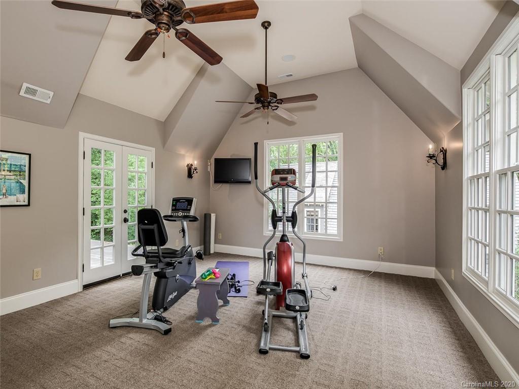 1120 Queens Road W Charlotte NC 28207