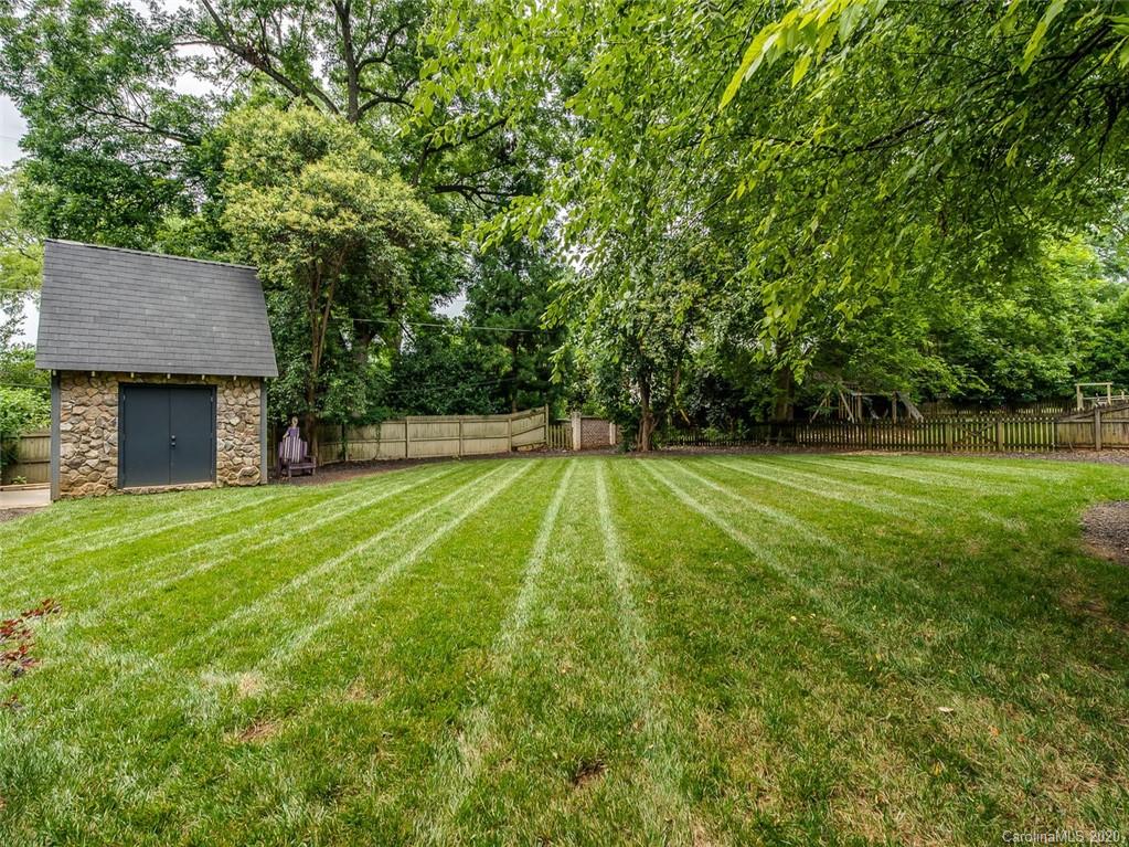1120 Queens Road W Charlotte NC 28207