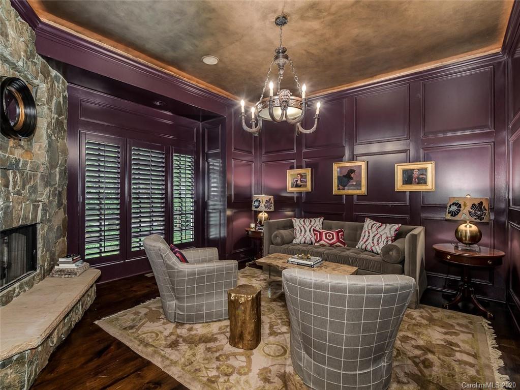 1120 Queens Road W Charlotte NC 28207