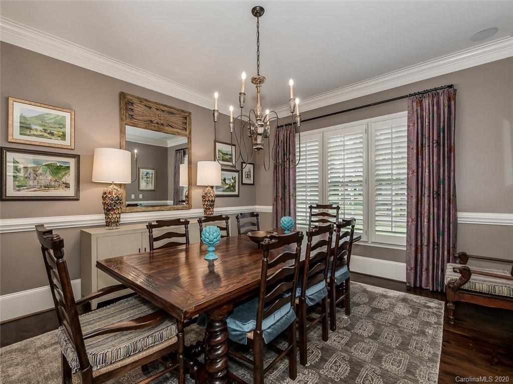 1120 Queens Road W Charlotte NC 28207