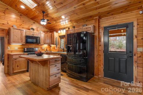 2257 Quiet Creek Lane Lenoir NC 28645