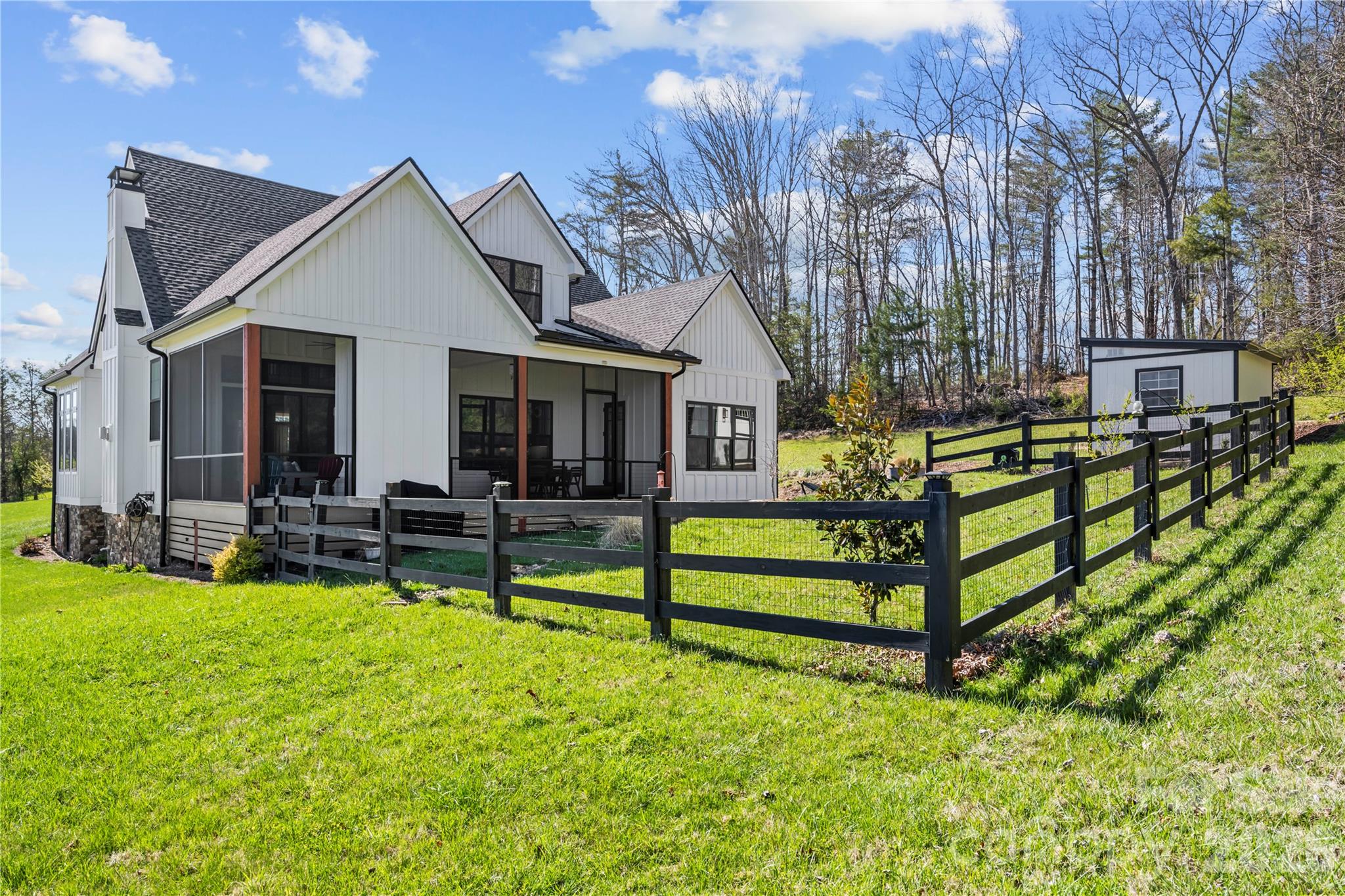 122 Wintercress Drive Mills River NC 28759