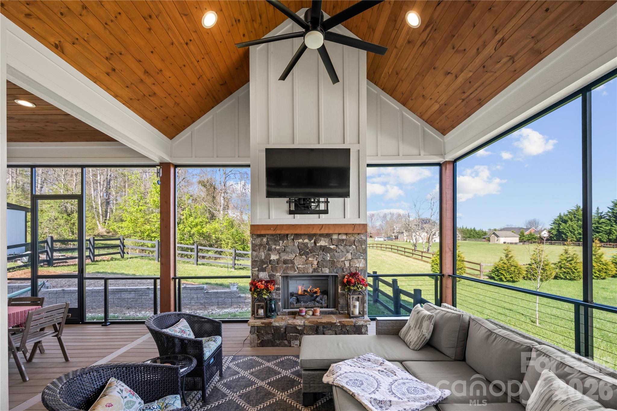 122 Wintercress Drive Mills River NC 28759