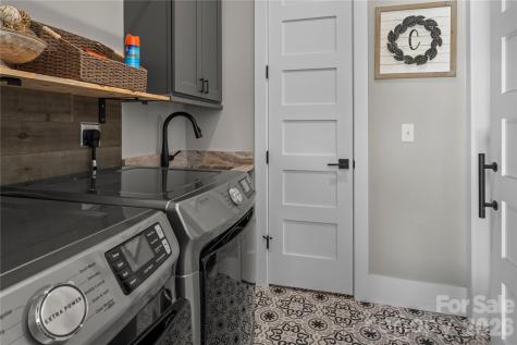 122 Wintercress Drive Mills River NC 28759