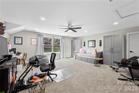 122 Wintercress Drive Mills River NC 28759